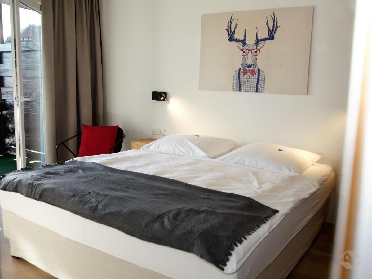 Gasthaus Hirschenstube & Gaestehaus Gehri Waldkirch Room photo