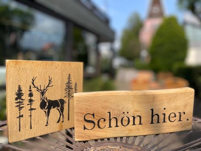 Gasthaus Hirschenstube & Gaestehaus Gehri Waldkirch Exterior photo